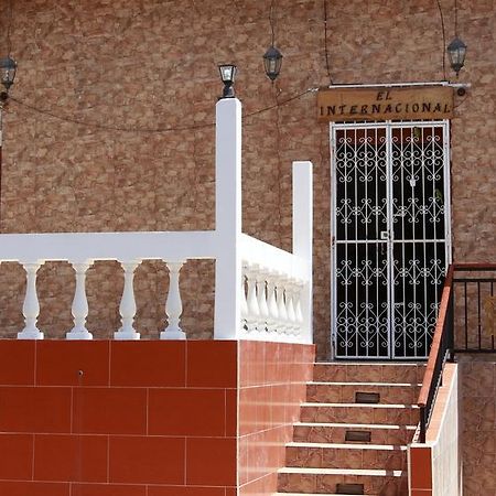 Hotel El Internacional Granada Bagian luar foto