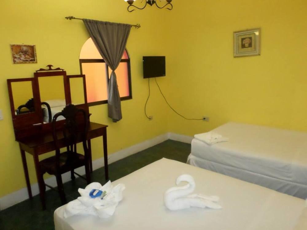 Hotel El Internacional Granada Bagian luar foto