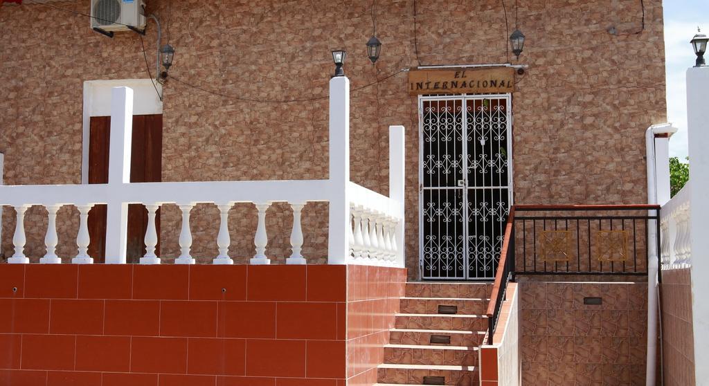 Hotel El Internacional Granada Bagian luar foto